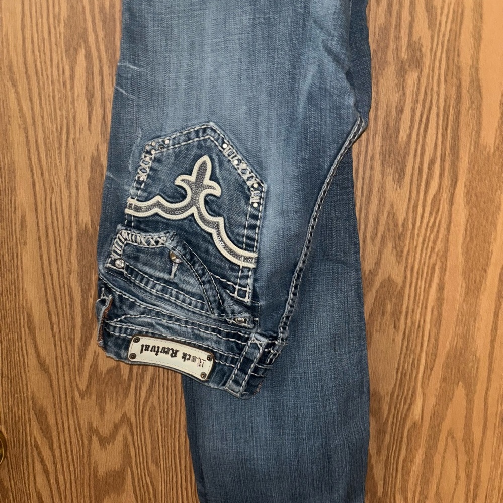 Blue Denim Jeans with Embroidered Pocket